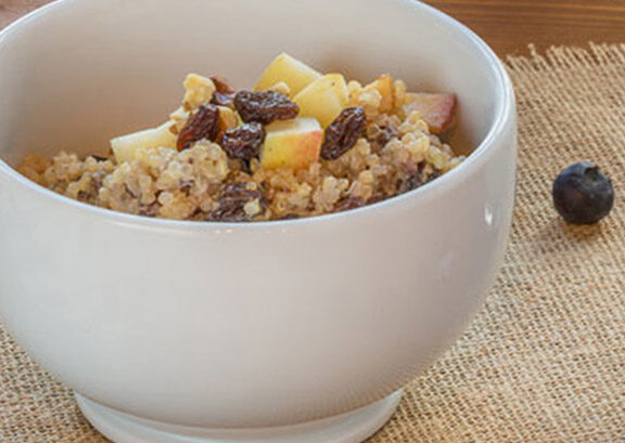 Apple-Raisin Breakfast Quinoa - Oakhurst® Dairy